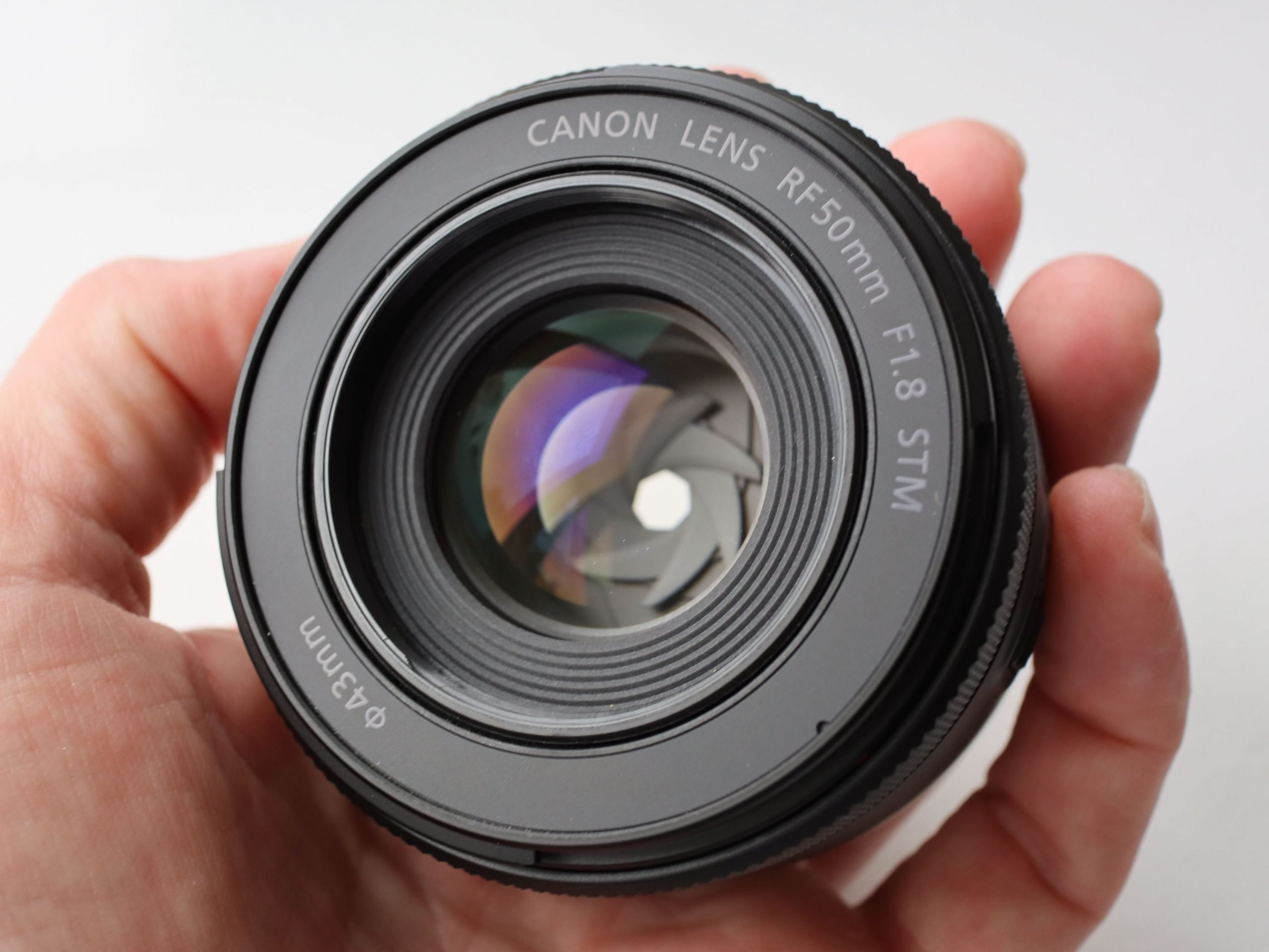 Ống Kính Canon RF 50mm f/1.8 STM