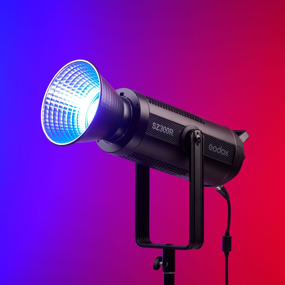 Đèn led Godox SZ300R zoom RGB light