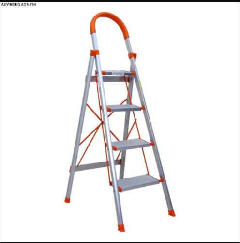 Thang ghế chụp hình 4 bậc MD 006