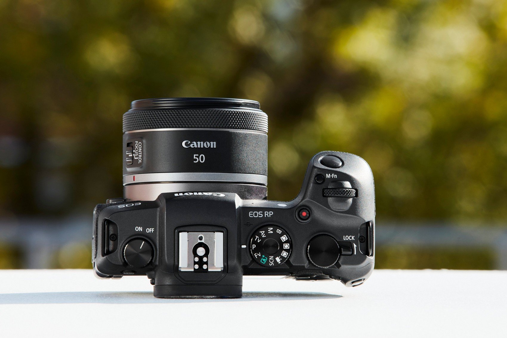 Ống Kính Canon RF 50mm f/1.8 STM