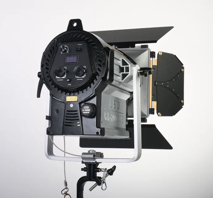 ĐÈN NiceFoto LED fresnel light CL-2000WS 5500k
