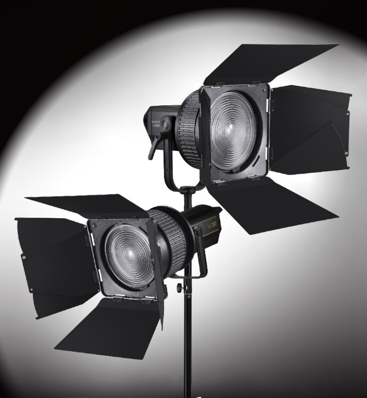 Bộ cánh barndoor LB-02 cho ống kính Godox FLS10