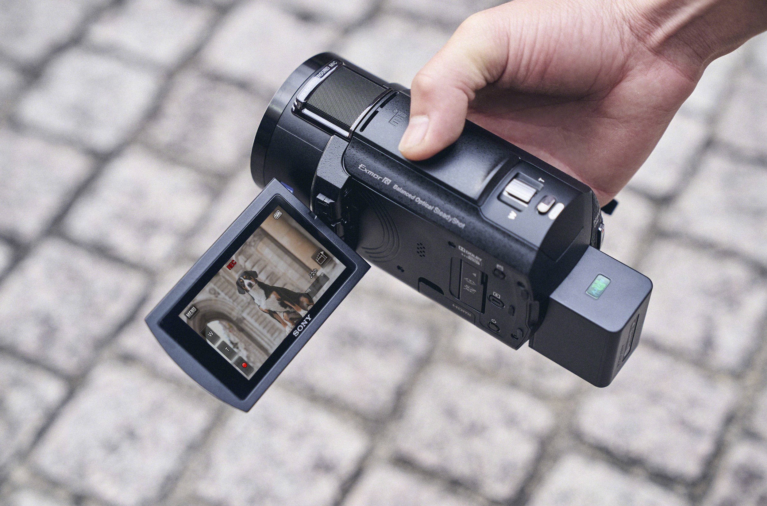 Máy Quay Phim Sony FDR-AX43A UHD 4K Handycam