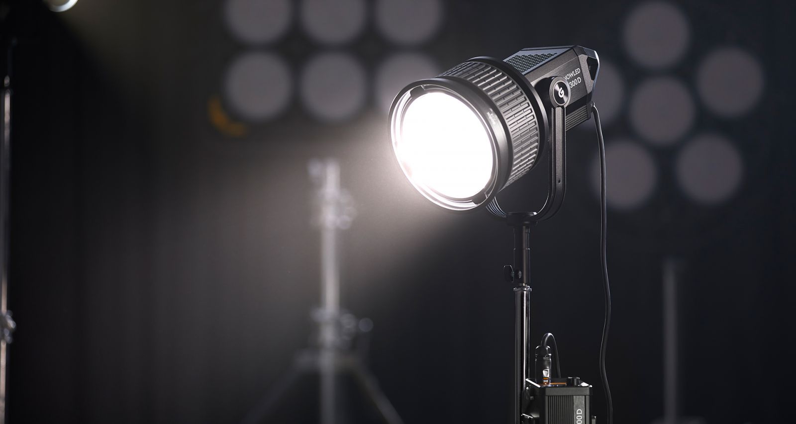Đèn led Godox M200D 5600k