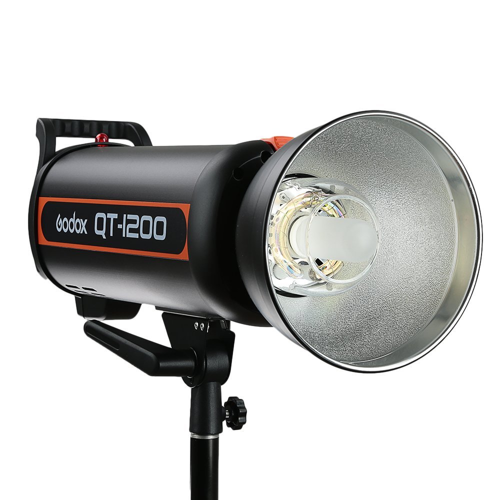 Đèn flash studio Godox QT1200