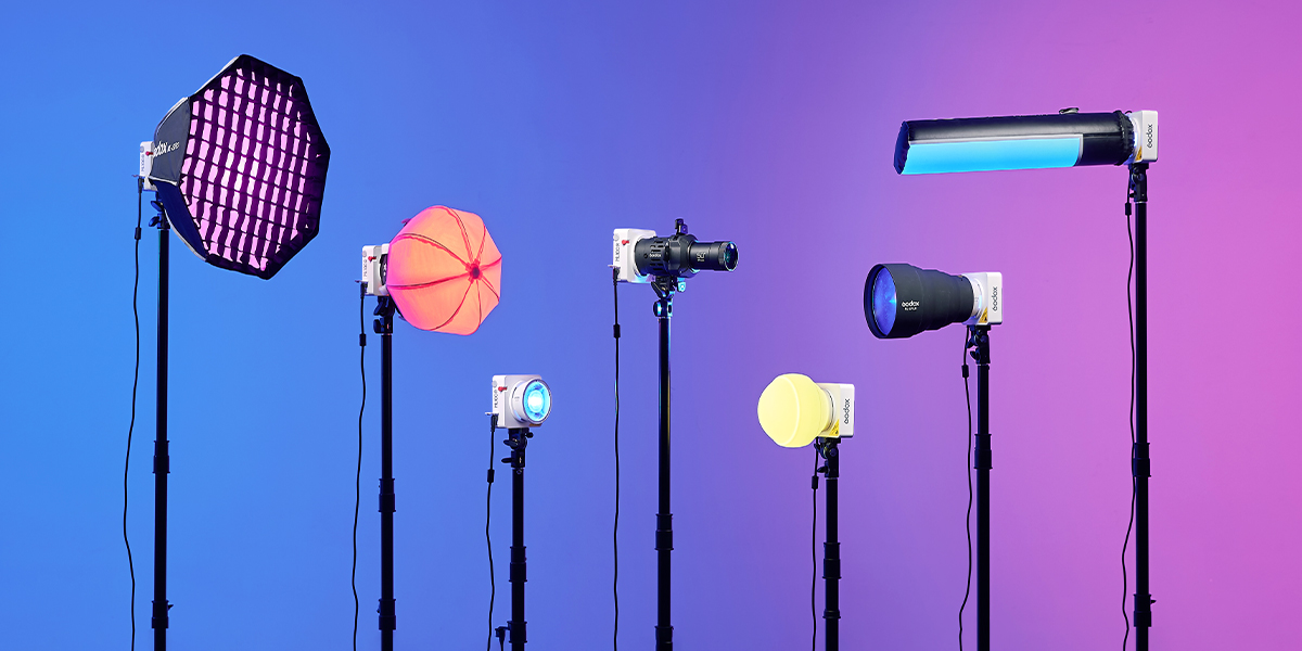 Đèn led Godox ML100R RGB Portable