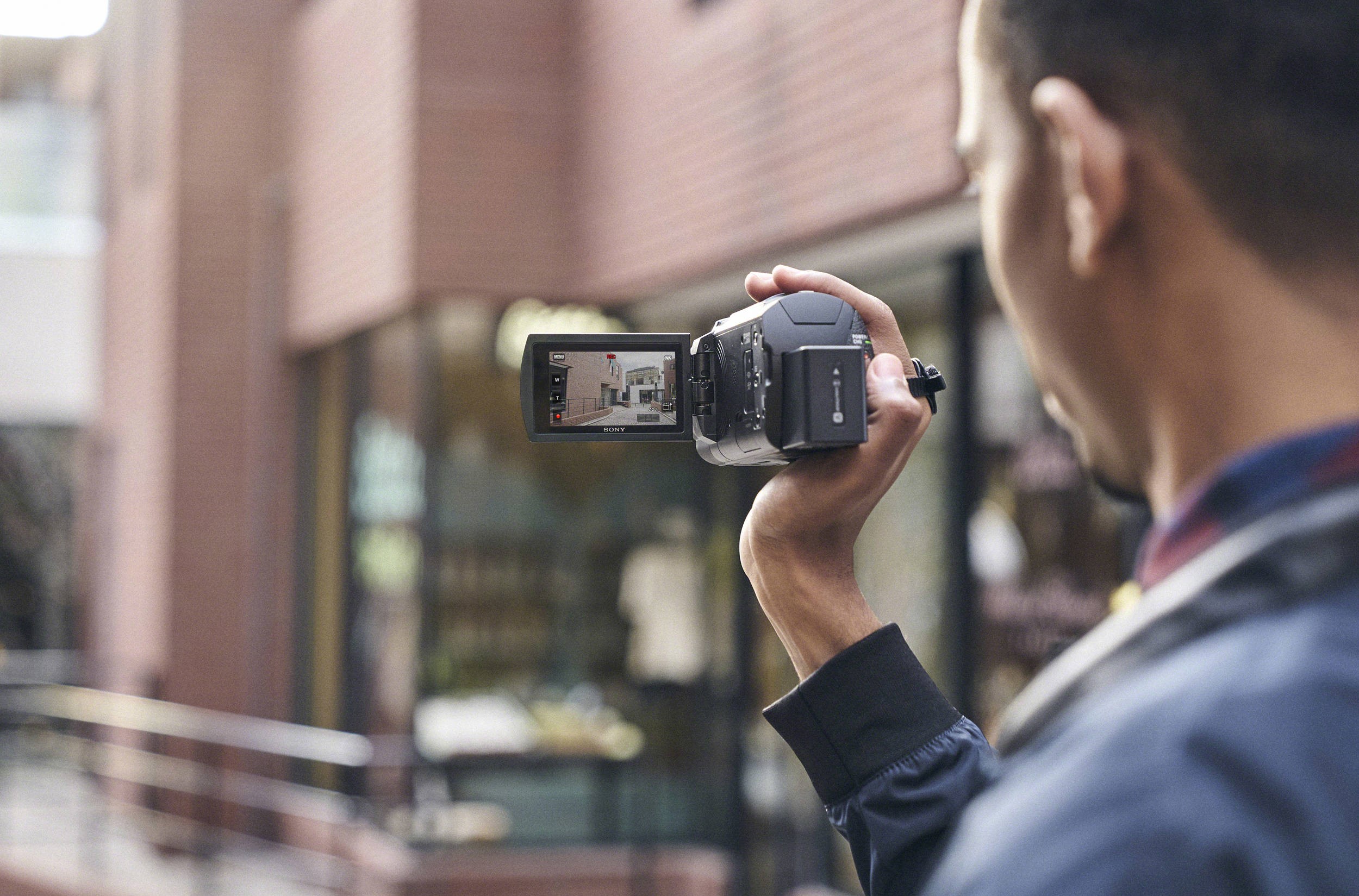 Máy Quay Phim Sony FDR-AX43A UHD 4K Handycam