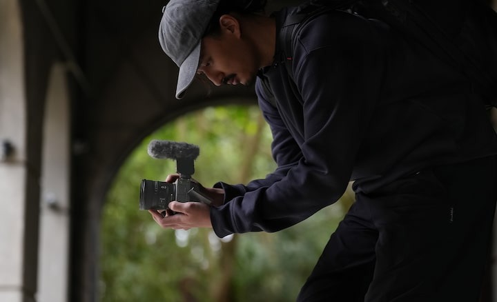 Ống kính Sony FE 16mm f/1.8 G