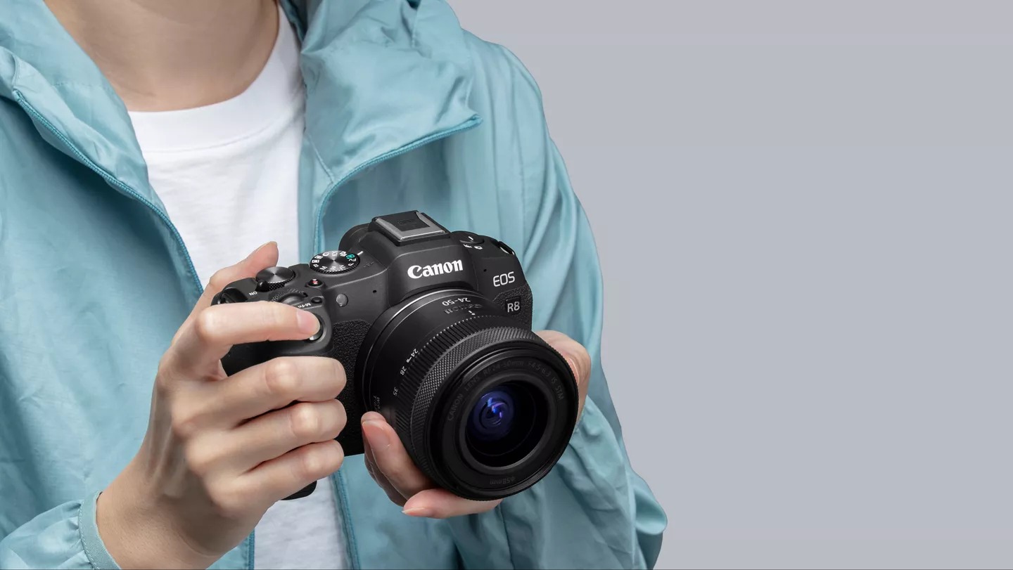 Máy ảnh Canon EOS R8 (Body Only)
