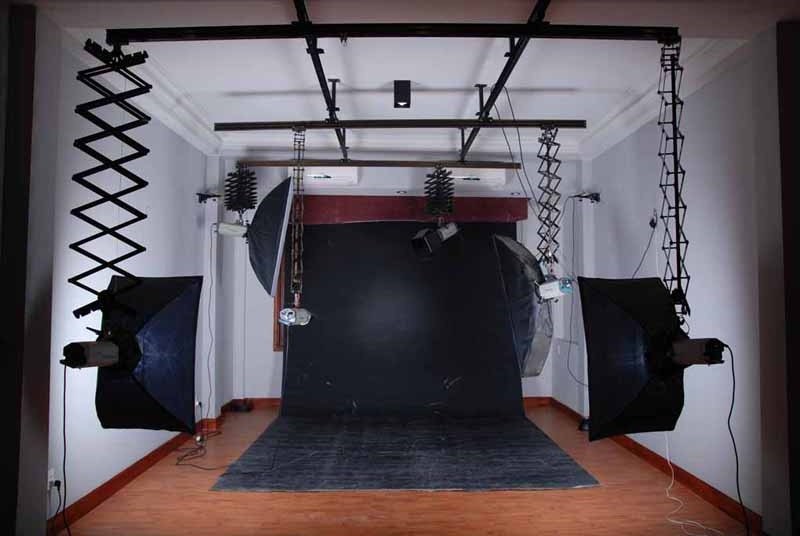 Bộ dàn treo cho 6 đèn flash studio, đèn quay phim...