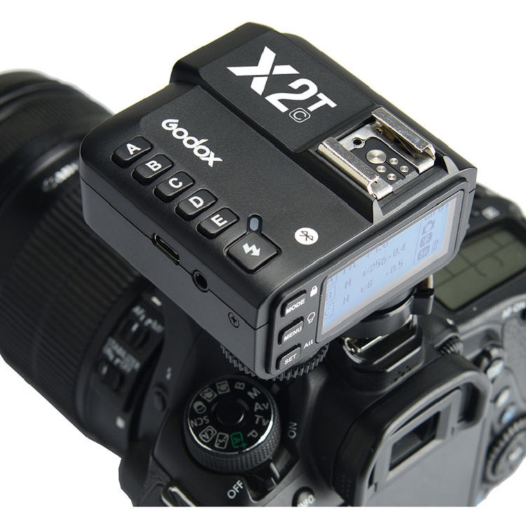 Trigger Godox X2T tích hợp TTL, HSS 1/8000s cho Canon