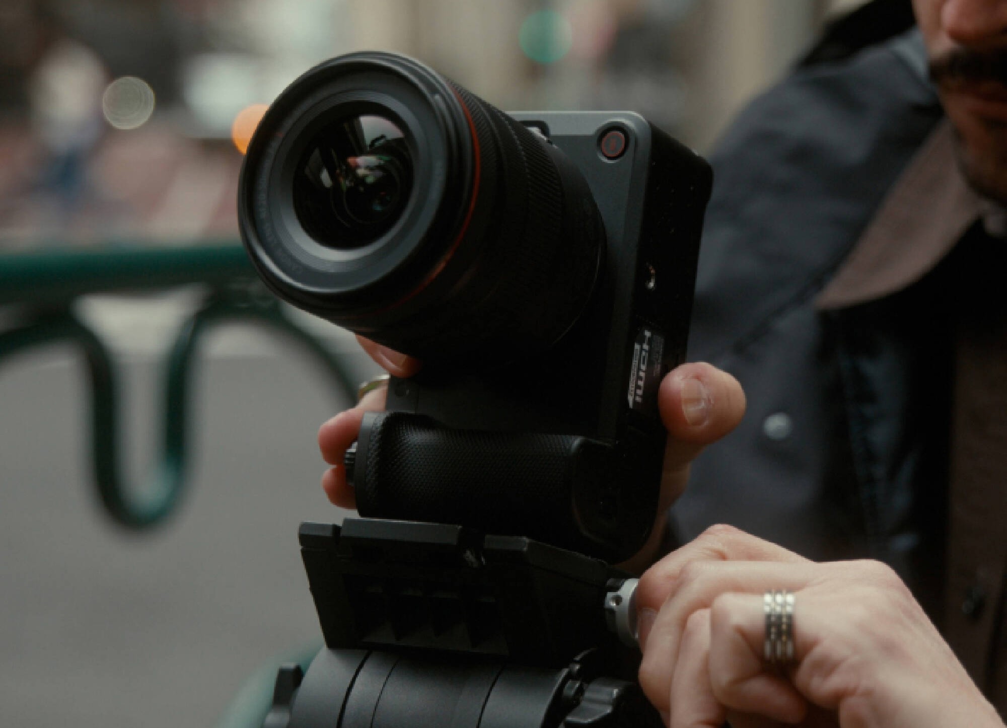 Máy ảnh Canon EOS R6 V