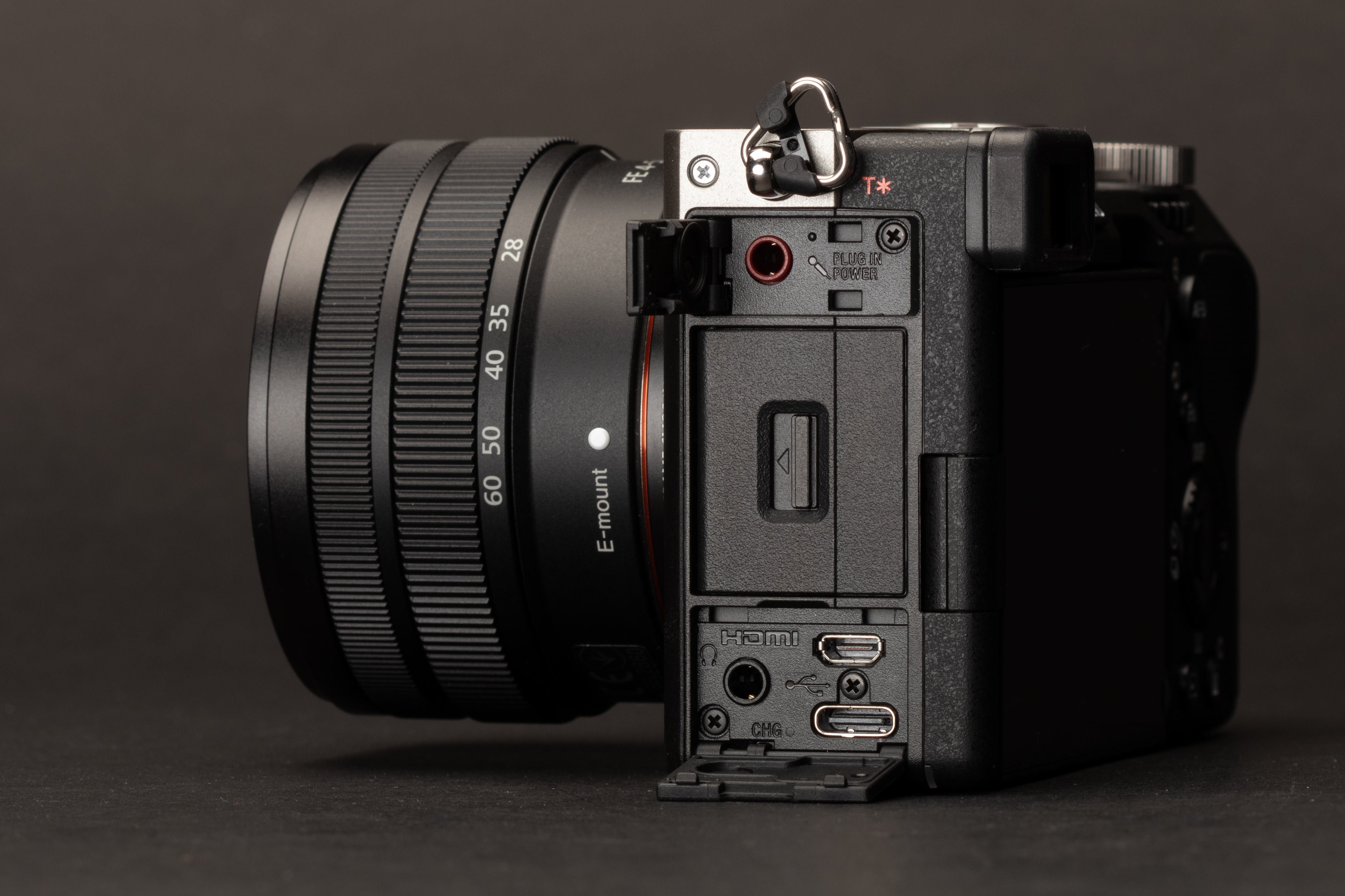 Máy ảnh Sony Alpha A7C (Silver, Body Only)