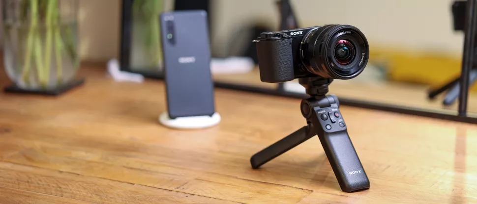 Máy ảnh Sony ZV-E10 (Black, Body Only)