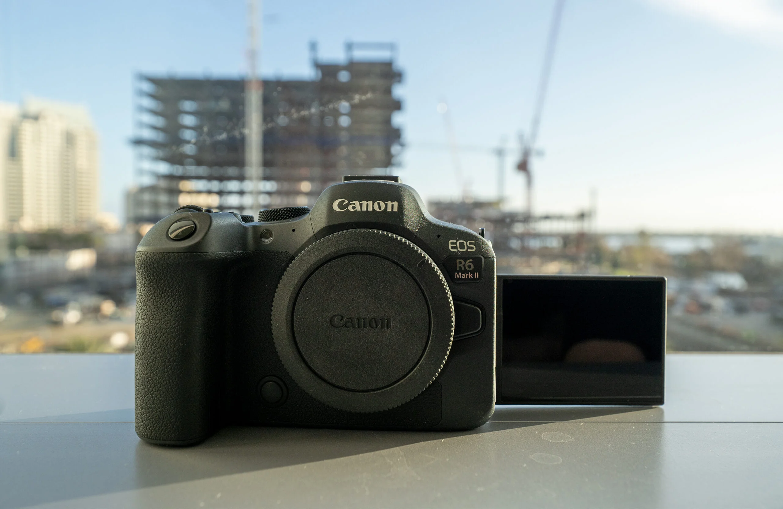 Máy ảnh Canon EOS R6 Mark II