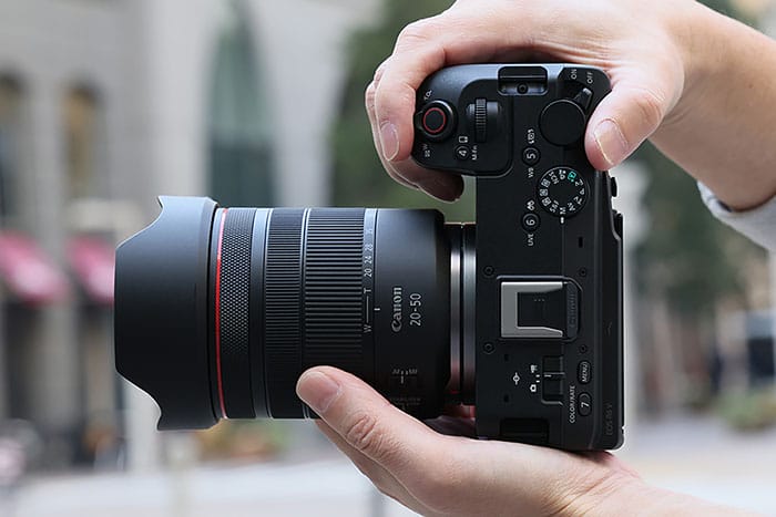 Ống kính Canon RF 20-50mm f/4L IS USM PZ