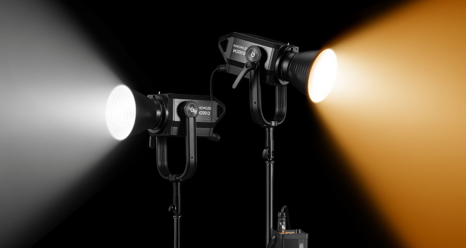 Đèn led Godox M200D 5600k