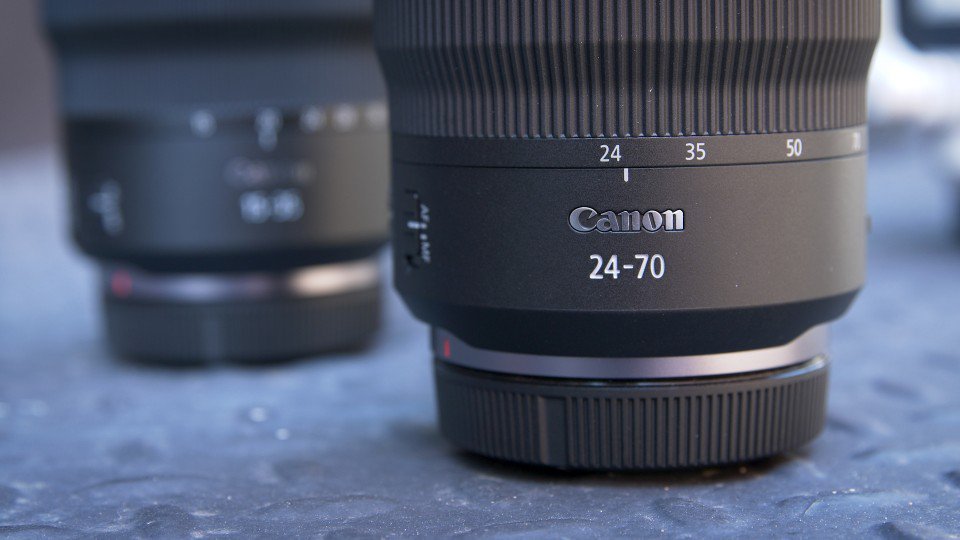 Ống kính Canon RF 24-70mm f/2.8L IS USM