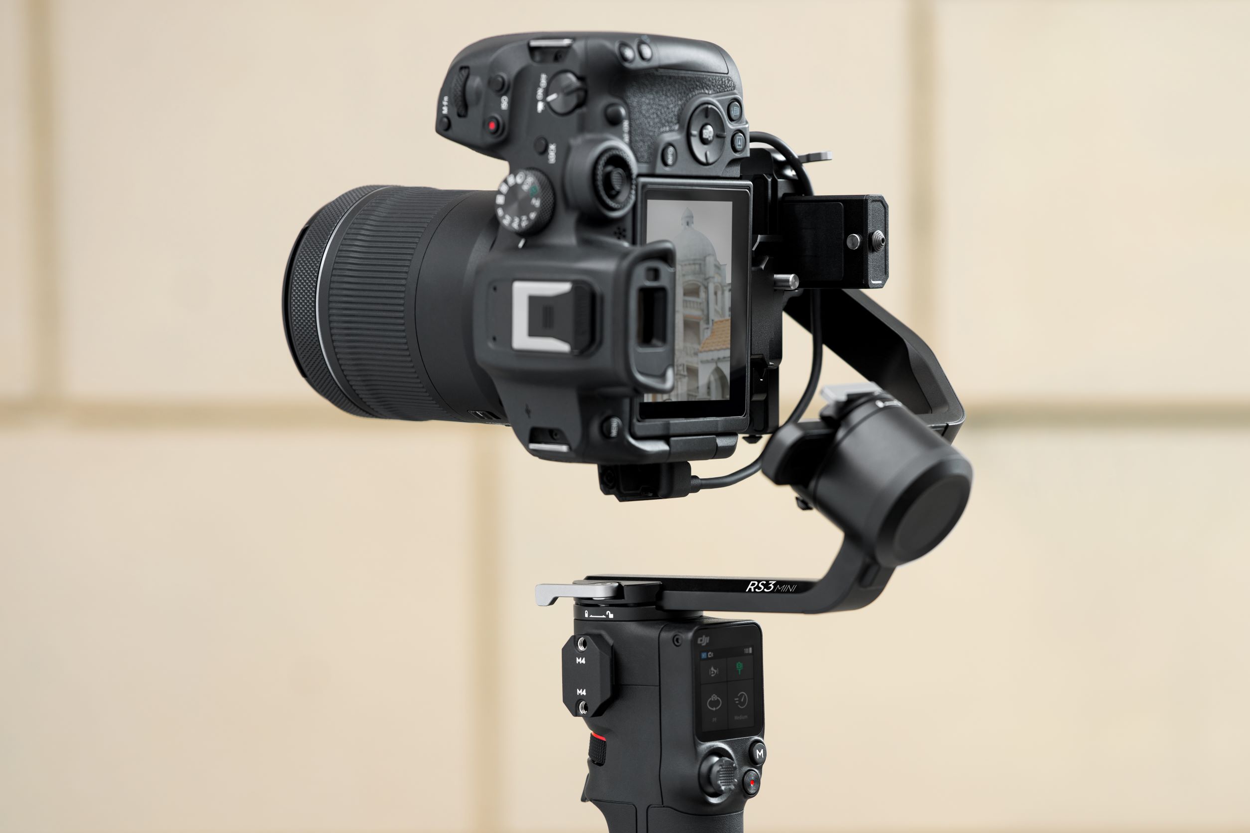 Gimbal chống rung DJI Ronin RS 3 Mini