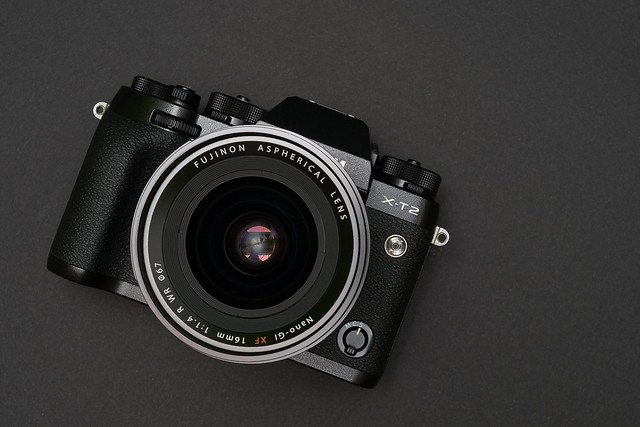 Ống kính Fujifilm XF 16mm f/1.4 R WR
