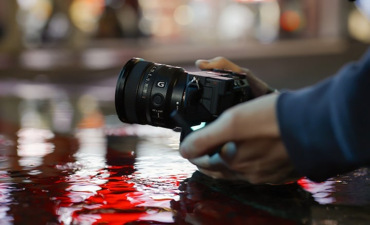 Ống kính Sony FE 16mm f/1.8 G