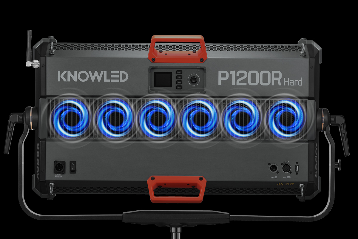 Đèn Godox KNOWLED P600R Hard RGB LED Light Panel