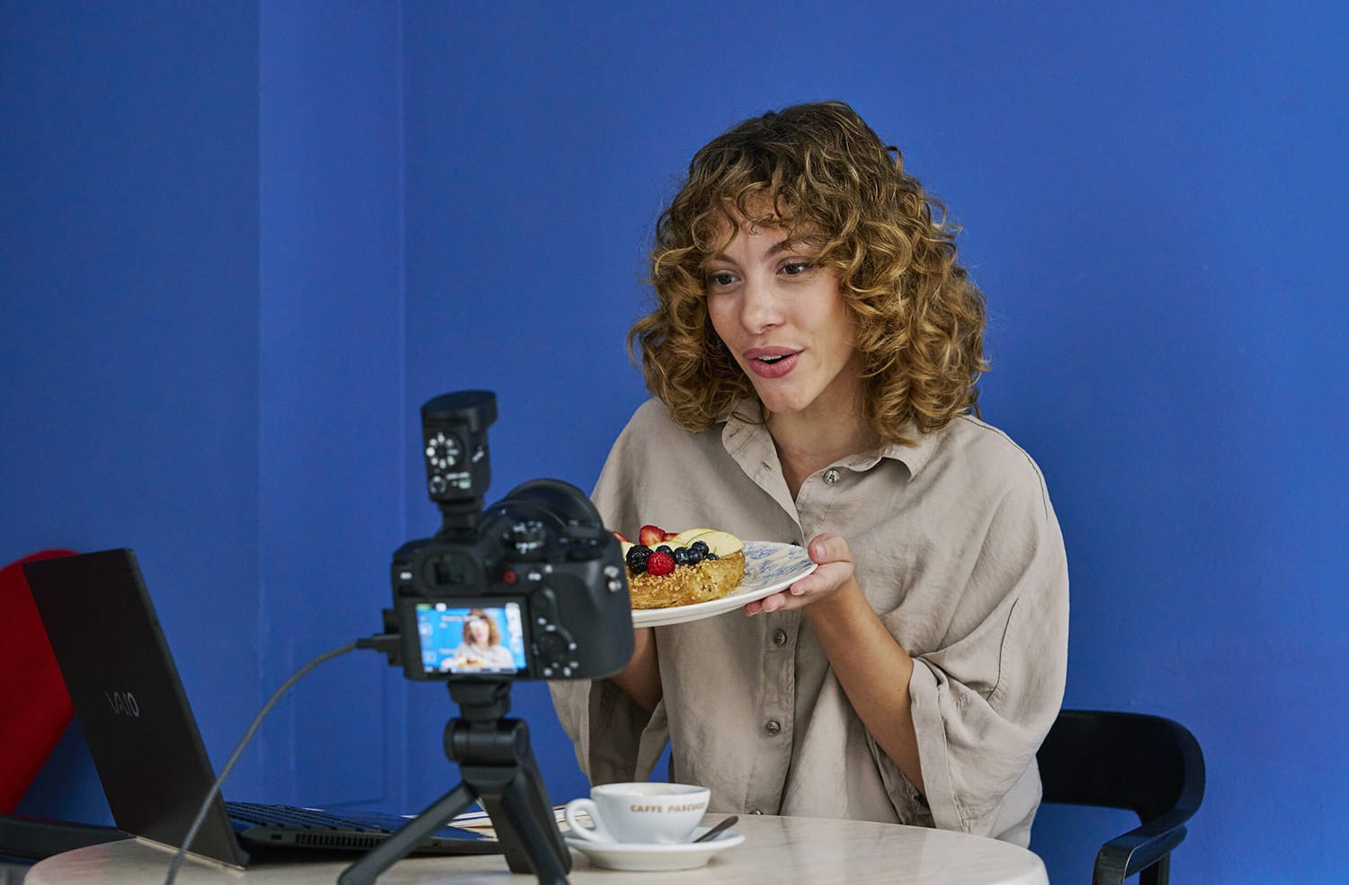 Máy ảnh Sony RX10 V